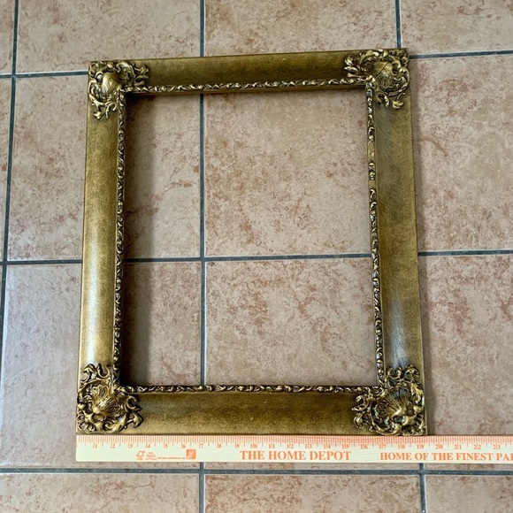 Vintage Victorian Style Gold Color Frame 19/22” - Picture 7 of 15